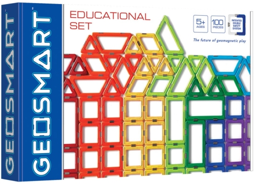GeoSmart Education establece 100 piezas